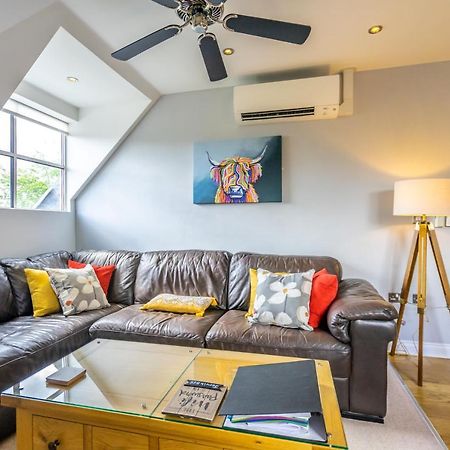 7 Aspire Apartment Йорк Екстериор снимка
