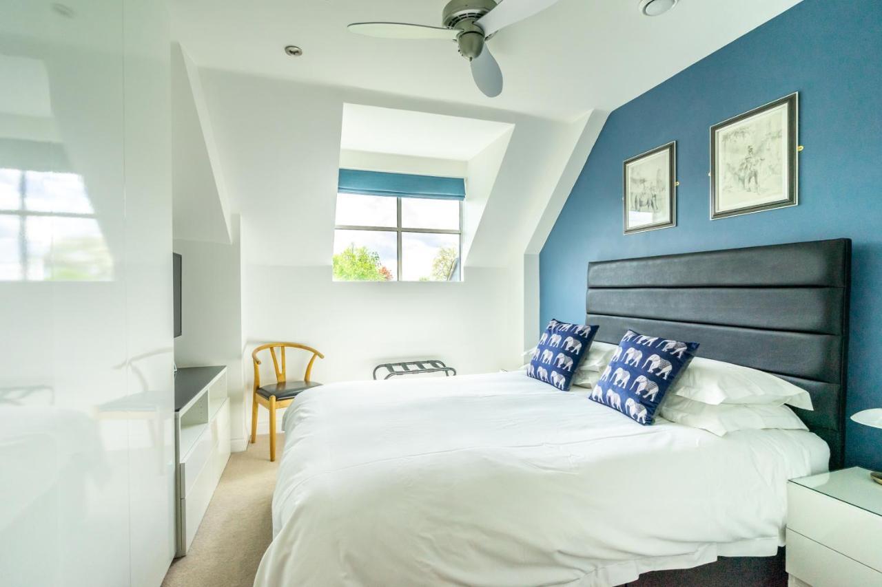 7 Aspire Apartment Йорк Екстериор снимка